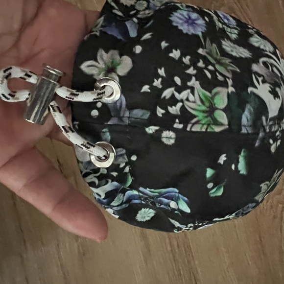 Authentic Givenchy hat - Picture 4 of 6